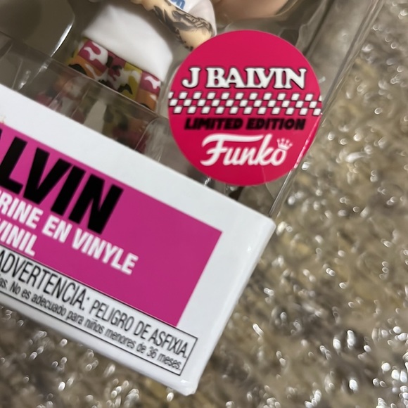 J Balvin Funko Pop! Figurine NEW Limited Edition acquired 2023 - Picture 7 of 8